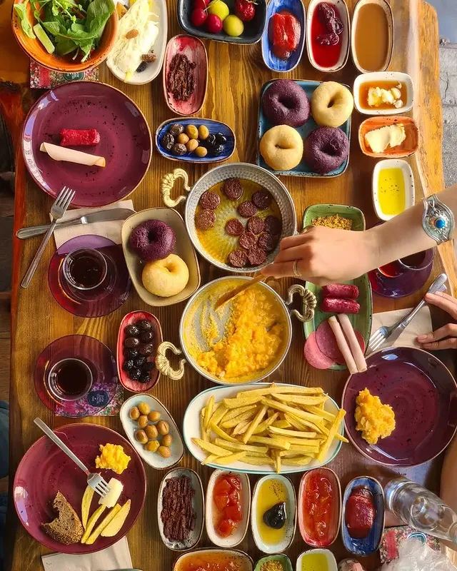 Deniz Nadide DURU Breakfast Moda