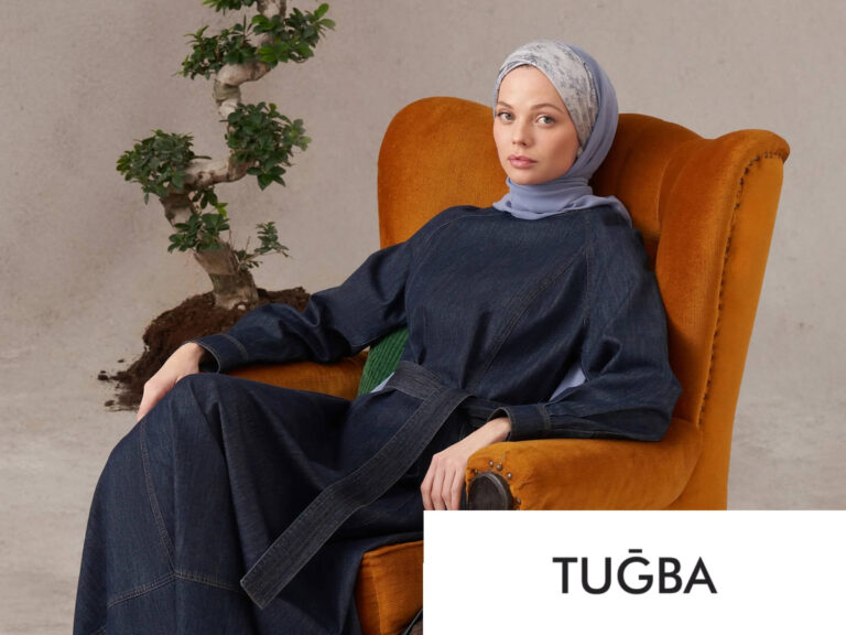 Tuğba in Istanbul