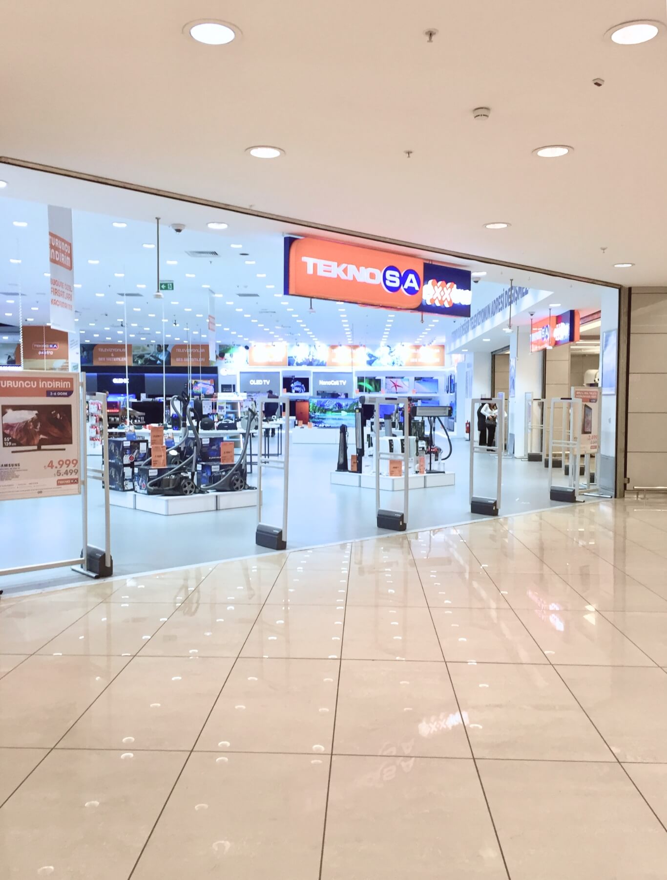 Ted Baker Stores in Istanbul