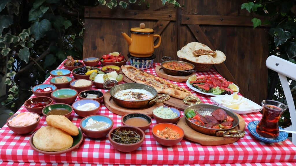 Deniz Nadide DURU Breakfast Moda
