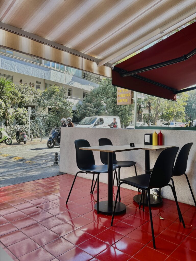 Supernormal Burger Moda