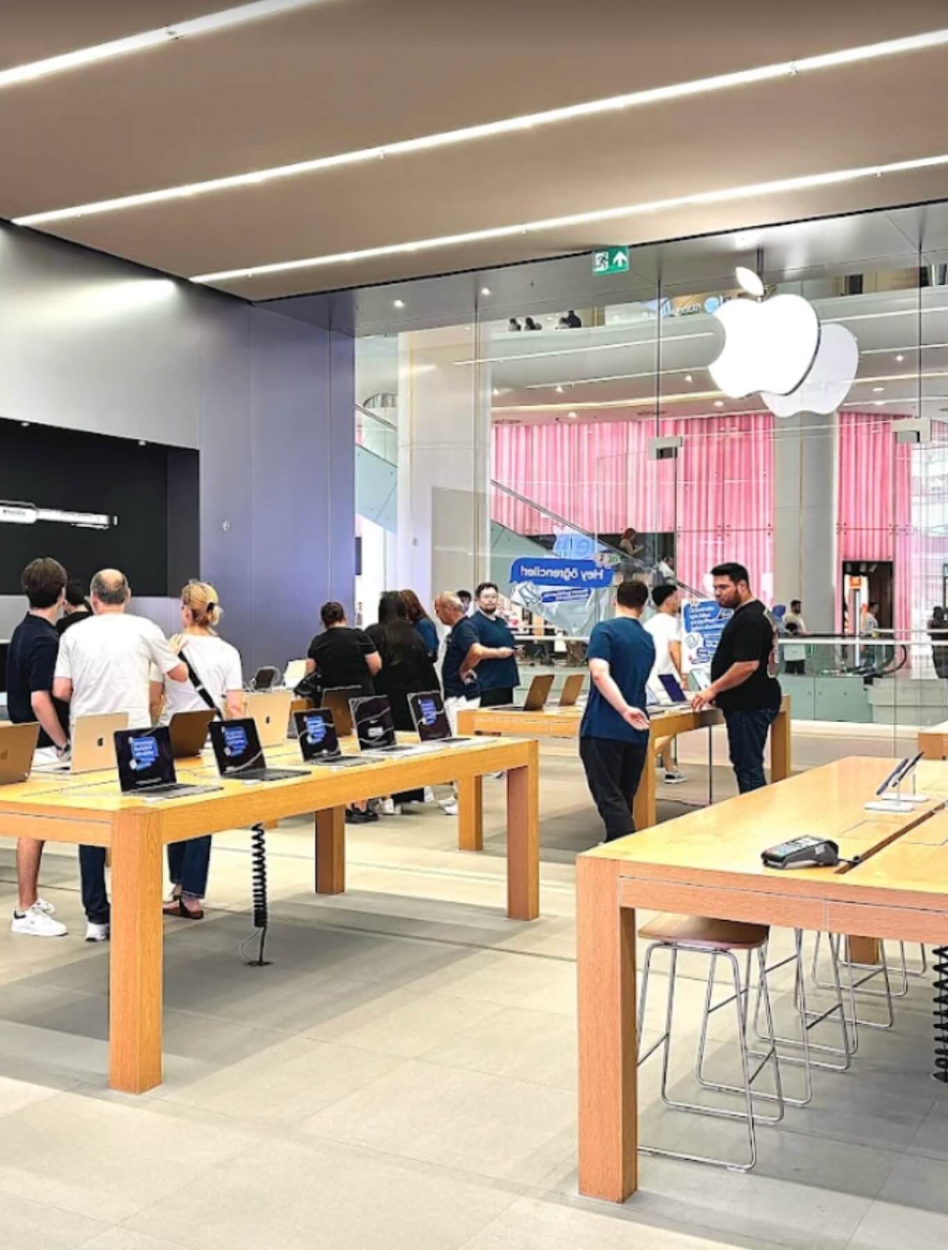Apple Store in Istanbul