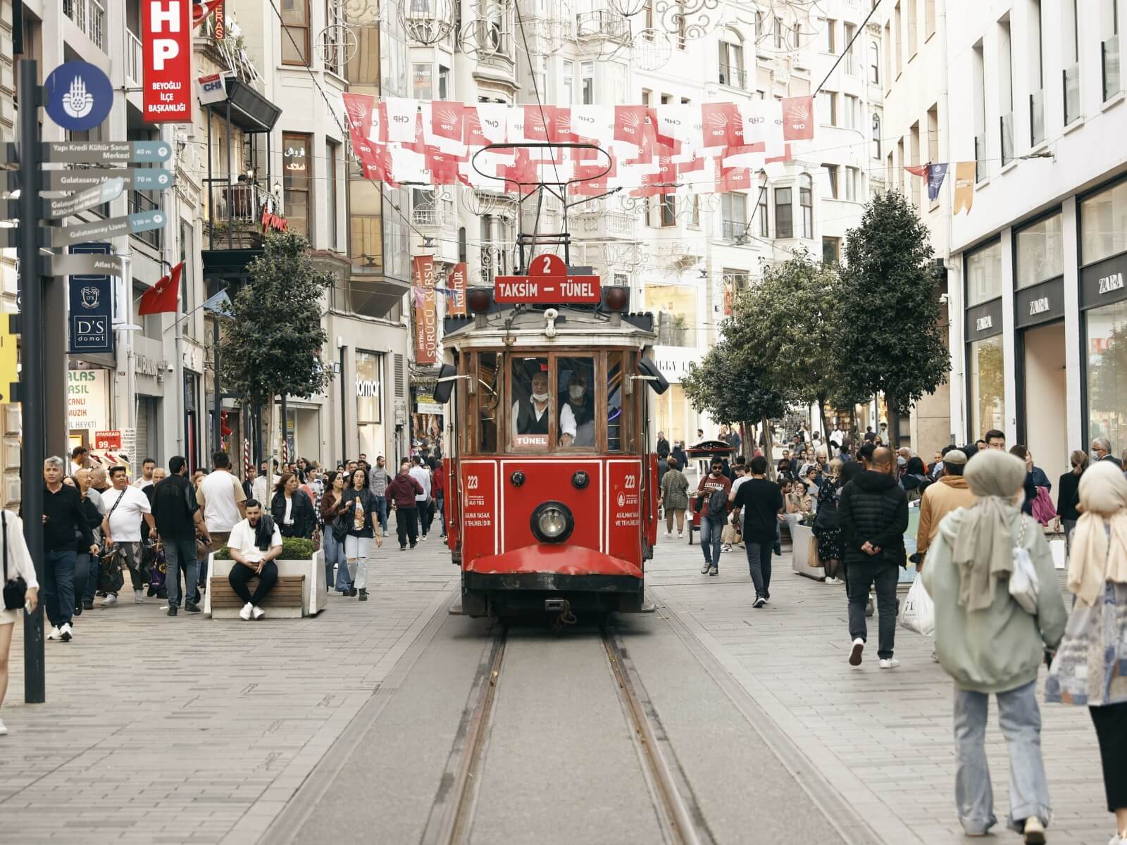 Explore Istiklal Avenue Istanbul