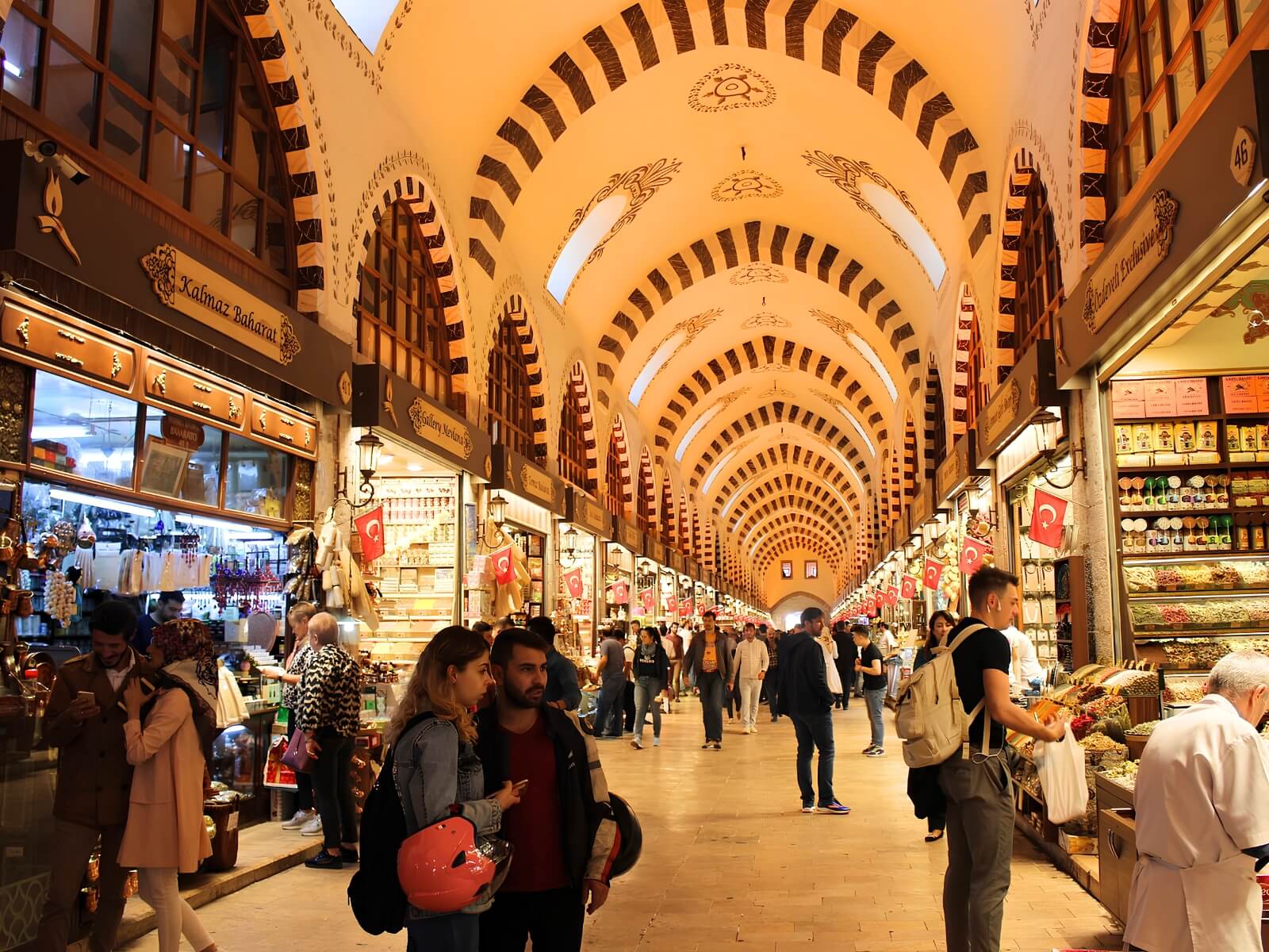 Spice Bazaar (Misir Carsisi)