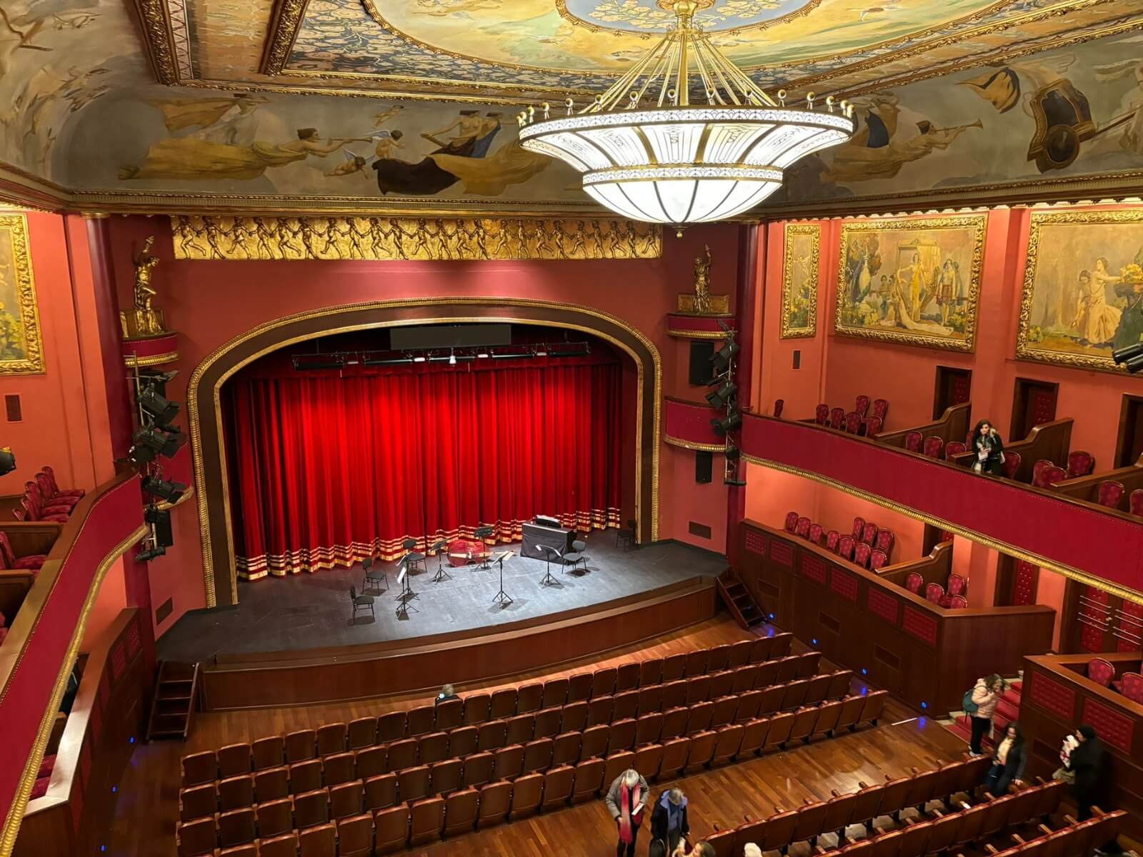 Süreyya Opera House
