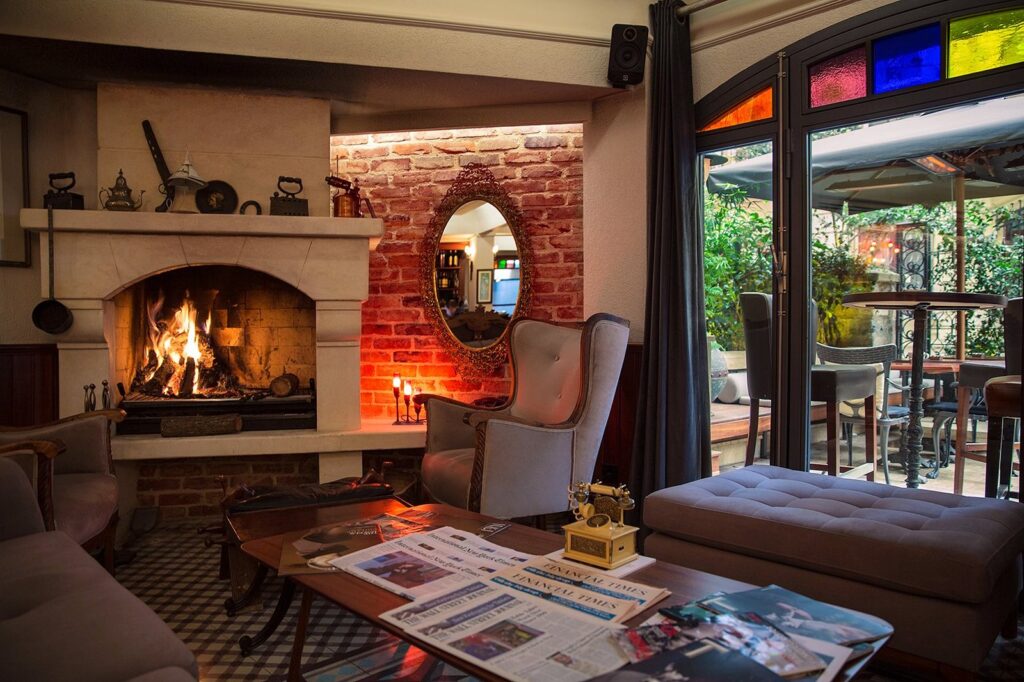 Corinne Art & Boutique Hotel