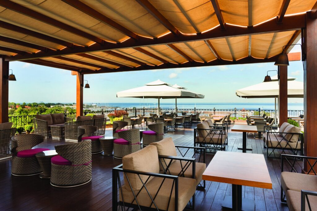 Wyndham Grand Istanbul Kalamis Marina Hotel