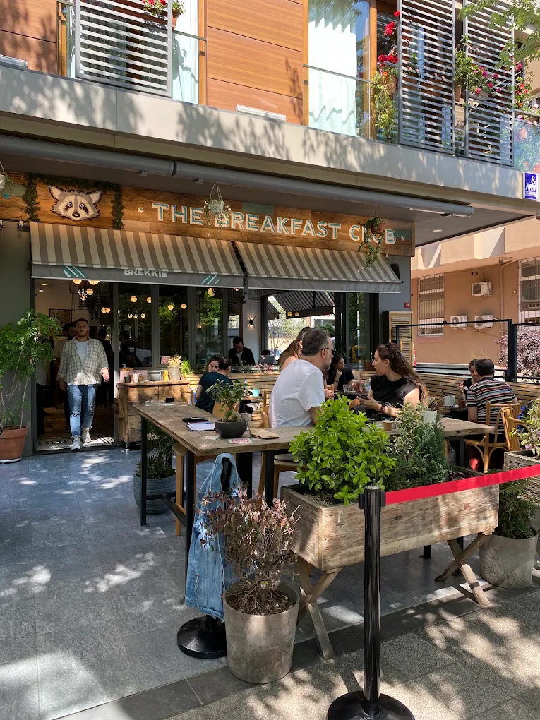 Brekkie Breakfast Club