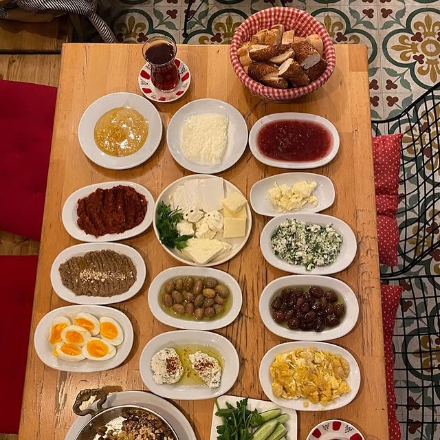 Limon Cihangir Kahvaltı Evi