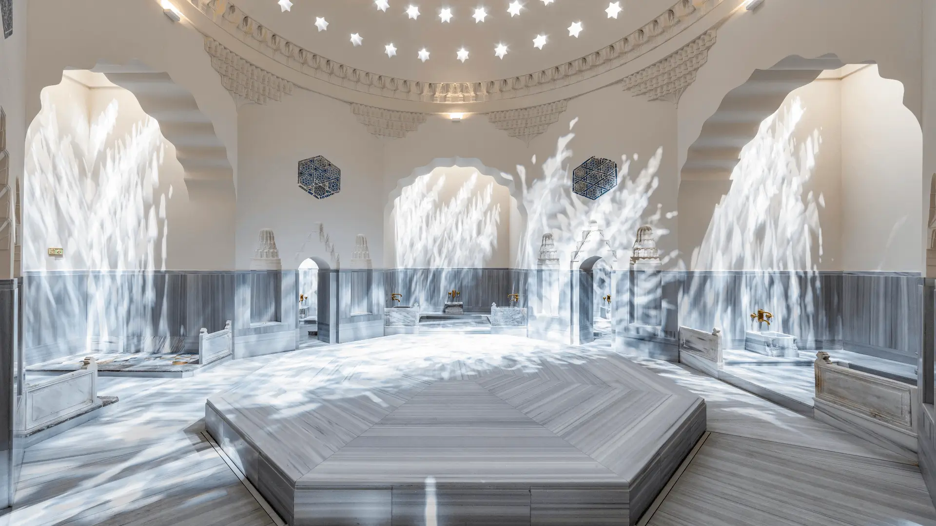 Zeyrek Çinili Hamam
