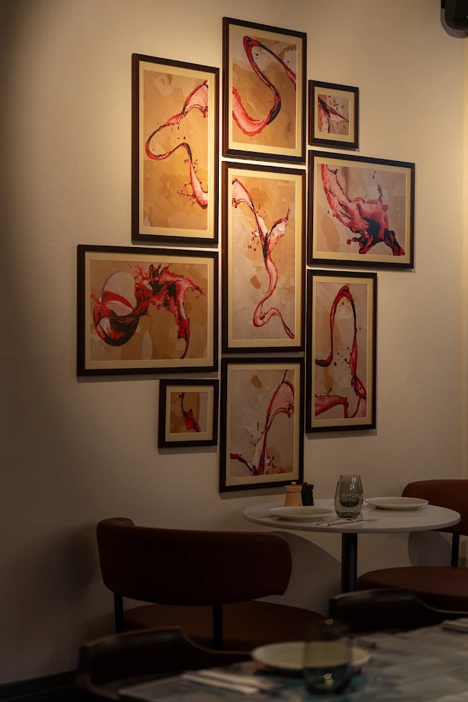 Karas Wine Bar & Bites